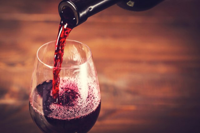Alkohol "stari" mozak - jedna èaša je dovoljna